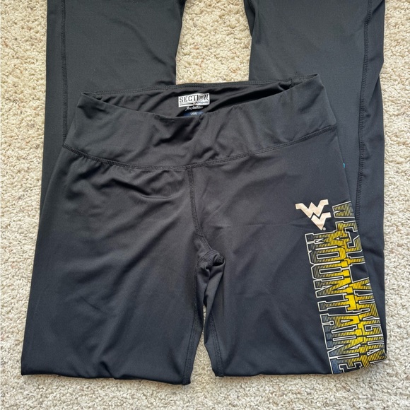 West Virginia Black Leggings - Picture 3 of 12